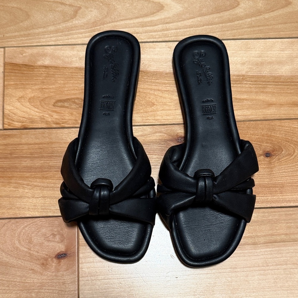 Seychelles Black Knotted Slide sandals